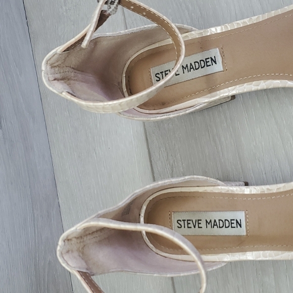 Steve Madden Women Irenee Ankle Strap Block Heels sandals shoes sz 8M - Picture 5 of 12